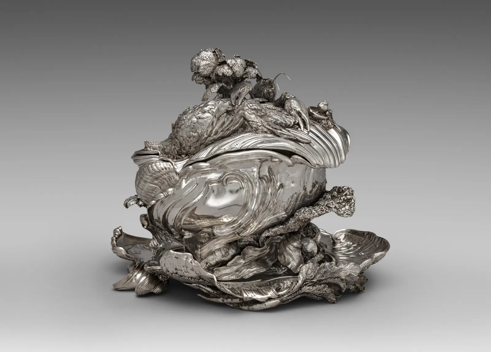 Pot à oille en argent de Juste-Aurèle Meissonnier