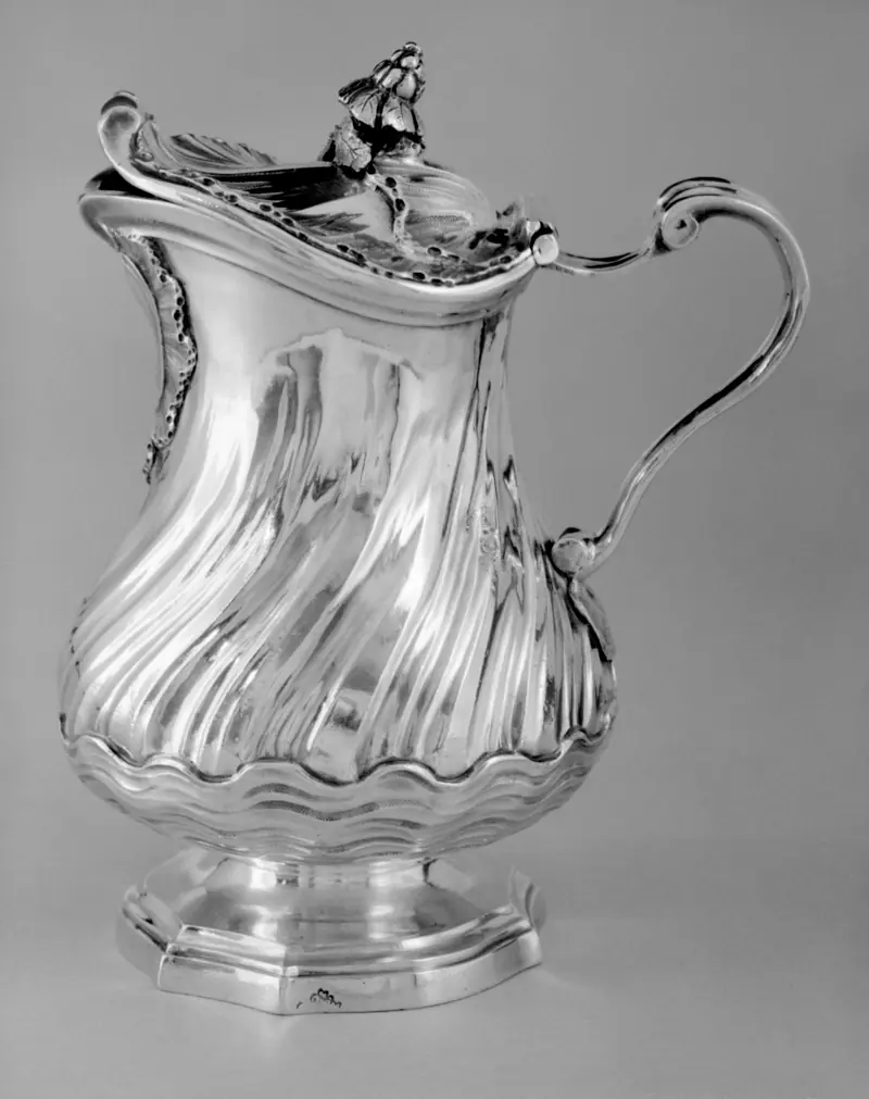 Pot en argent ciselé à couvercle, Jean-Baptiste-François Chéret, Paris